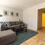 Apartment Lovely In The Center